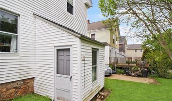 4 Atlantic St, Newport, RI 02840