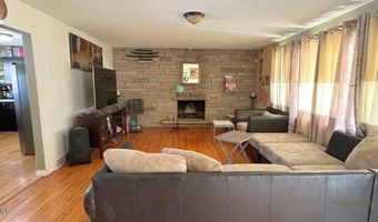 20 Danielwood Dr, Albany, NY 12211