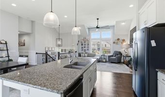 16029 Craig St, Basehor, KS 66007