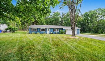 1223 Aurora Hill Dr, Aurora, OH 44202