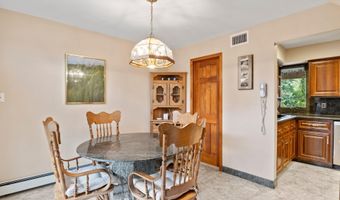 13 Evans Ave, Albertson, NY 11507