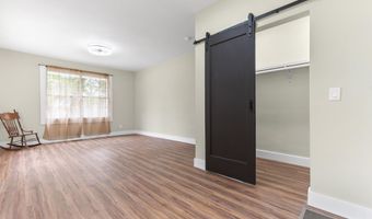 587 Robert Henry St, Macon, GA 31206