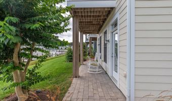 11200 SEABISCUIT Ln 101, Berlin, MD 21811