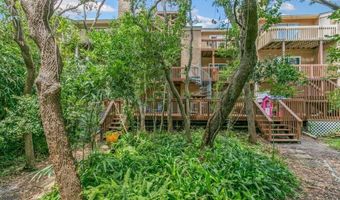 2133 SEMINOLE Rd 4, Atlantic Beach, FL 32233