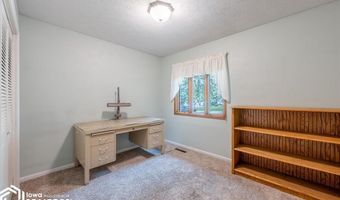 305 E 21St St, Atlantic, IA 50022