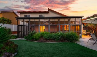 6433 La Paloma St, Carlsbad, CA 92009