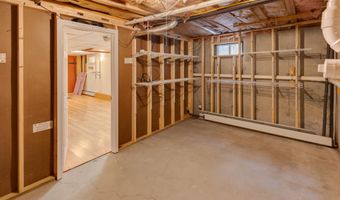 1061 Cherry Valley Rd, Bethlehem, NH 03574
