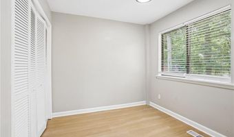 5497 Gibson Dr, Acworth, GA 30102