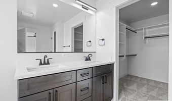 741 Curlew Dr, Ammon, ID 83401