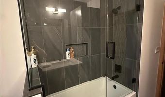 529 W Park Ln, Albert Lea, MN 56007