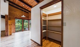 2910 Greenbriar Ln, Arcata, CA 95521