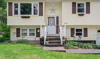 4633 Barrington Dr, Austintown, OH 44515