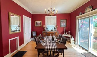 81 Parkview Ave, Bangor, ME 04401