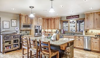 21 Trevino Cir, Angel Fire, NM 87710