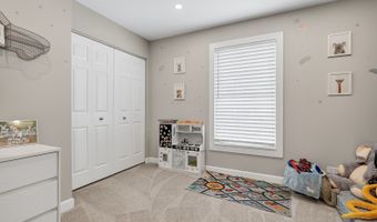 1920 Jester Ln, Algonquin, IL 60102