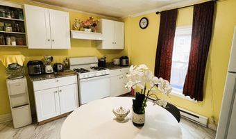 35-37 Osborne St, Danbury, CT 06810