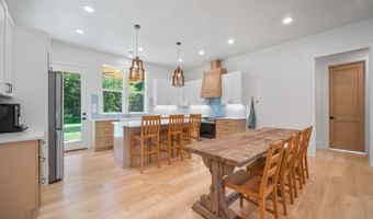 305 FIR Rd, Ariel, WA 98603