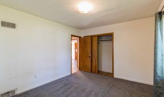 1714 Clark Ave, Ames, IA 50010