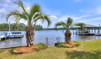 1397 Lakeview Dr, Manning, SC 29102