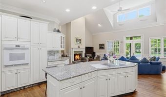 3 Cedar Rock Mdw, East Greenwich, RI 02818