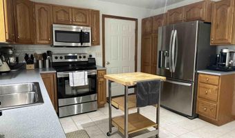 30 Tourmaline Ln, Auburn, ME 04210