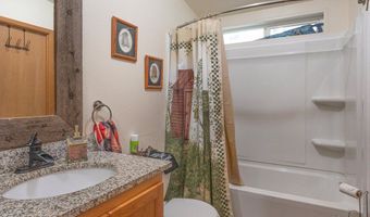 24496 VAUGHN Rd, Veneta, OR 97487