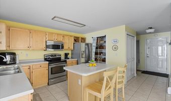 45 Claire Pointe Rd, Burlington, VT 05408