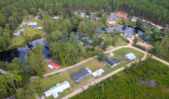 1758 Easons Bluff Rd, Baxley, GA 31513