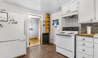 218 Breezy Hill Rd, Barton, VT 05822