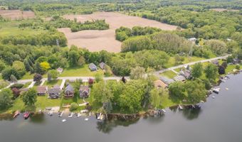 25 S Shore Dr, Addison, MI 49220