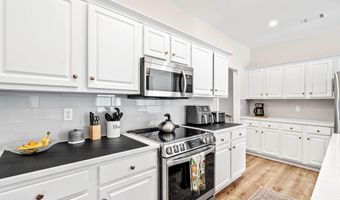 7 Holbrook Dr, Beaufort, SC 29902