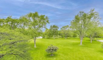 2700 E Bel Aire Dr 202, Arlington Heights, IL 60004