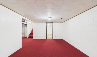 404 Hyden Dr, Alcester, SD 57001