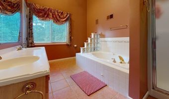 445 Captain Eames Cir 445, Ashland, MA 01721