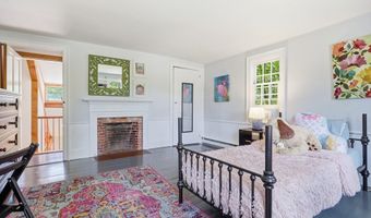 313 Berlin Rd, Bolton, MA 01740