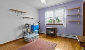 7 Laurel St, North Providence, RI 02911