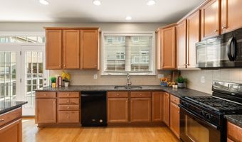 20911 HOUSEMAN Ter, Ashburn, VA 20148