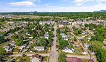 266 W Lincoln Rd, Alcoa, TN 37701
