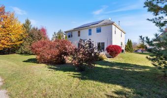 9 Lake Plumleigh Ct, Algonquin, IL 60102