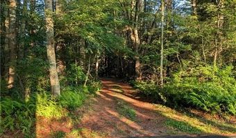 178 Pray Hill Rd, Glocester, RI 02814