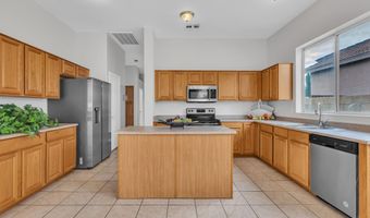 790 W CHERRYWOOD Dr, Chandler, AZ 85248