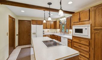 5007 Skycrest Dr, Ames, IA 50010