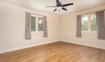903 Park St, Alexandria, MN 56308