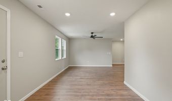 230 North St, Austin, IN 47102