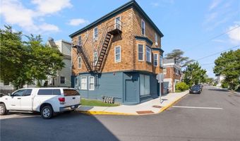 49 E Bowery St 3, Newport, RI 02840