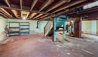 34 Second Ave, Augusta, ME 04330