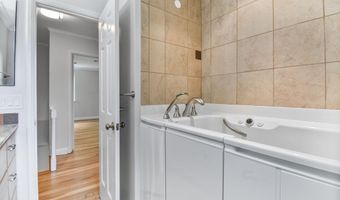 3206 S STAFFORD St, Arlington, VA 22206