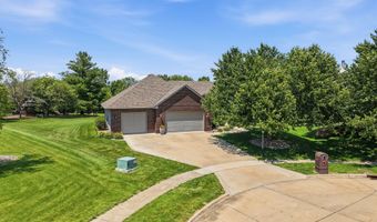 1026 NE Aspen Cir, Ankeny, IA 50021