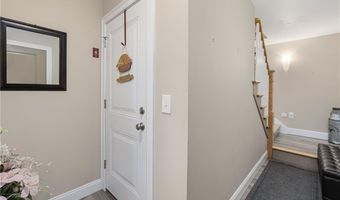 365 W Wrentham Rd, Cumberland, RI 02864
