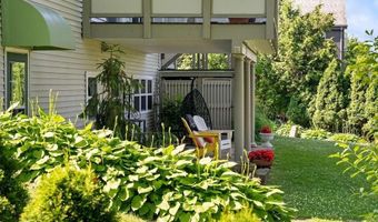 46 Chittenden Dr, Burlington, VT 05401